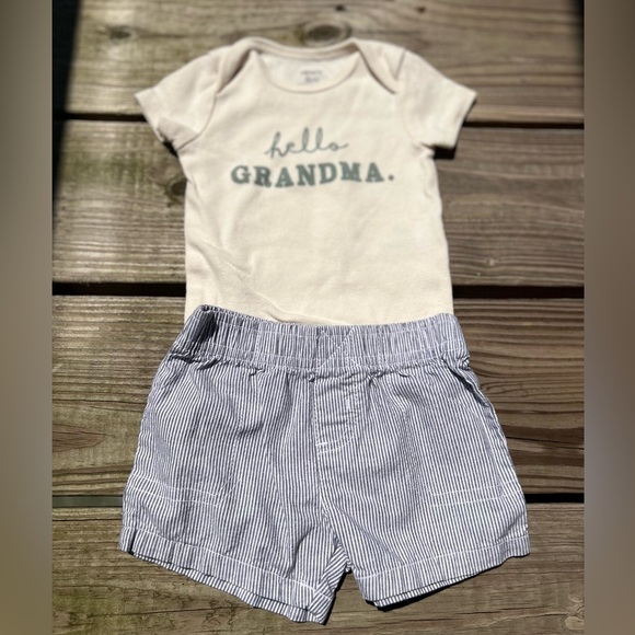 Infant Baby 6M Carter's Cream and Blue Baby onesie and shorts set - Picture 8 of 8
